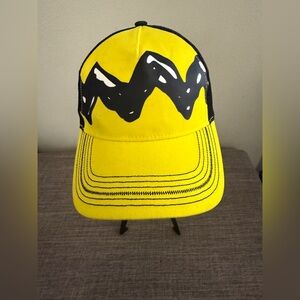 Adult Peanuts Cedar Fair Charlie Brown Black & yellow SnapBack Hat
